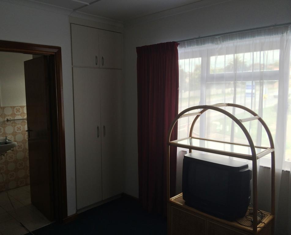 Backpacker Apartments Plettenberg Bay Phòng bức ảnh