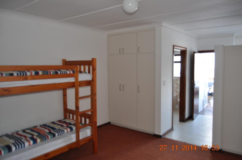 Backpacker Apartments Plettenberg Bay Phòng bức ảnh