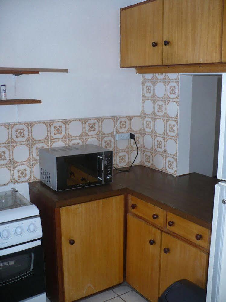 Backpacker Apartments Plettenberg Bay Ngoại thất bức ảnh